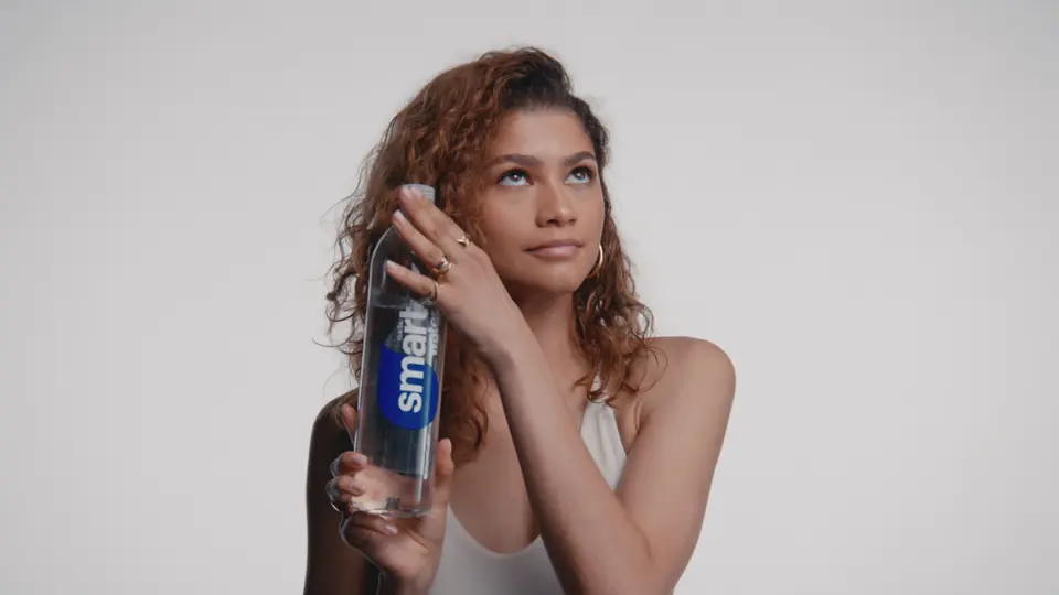 SMARTWATER | ZENDAYA